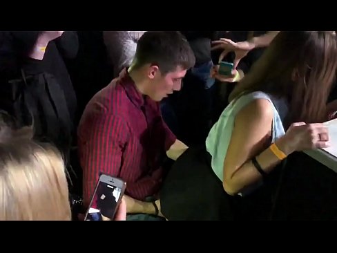 ❤️ Seks i vërtetë në një klub nate rus. Një vajzë 18-vjeçare ruse në anus dhe vaginë është qitur në një klub nate ❤️ Qyrje në pornografi sq.porn33.top ﹏